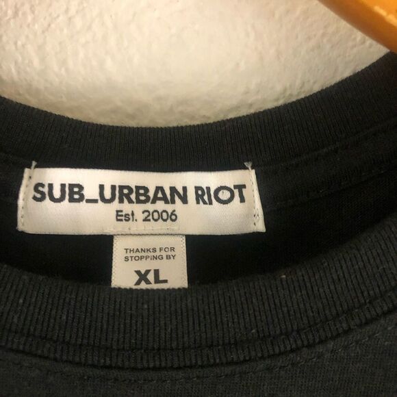 Sub urban Riot short sleeve black t-shirt with a Serial Chiller logo size XL - Picture 2 of 3
